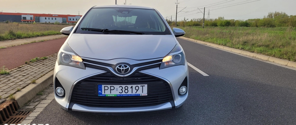 Toyota Yaris cena 41900 przebieg: 89690, rok produkcji 2016 z Piła małe 211